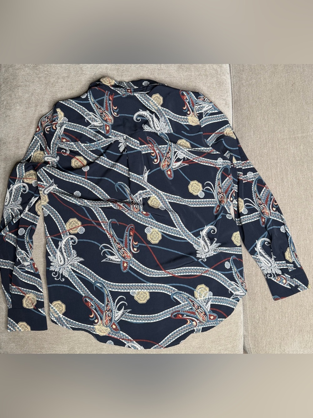 H&M Navy Paisley & Medallion Print Button-Down Blouse - Picture 4 of 4